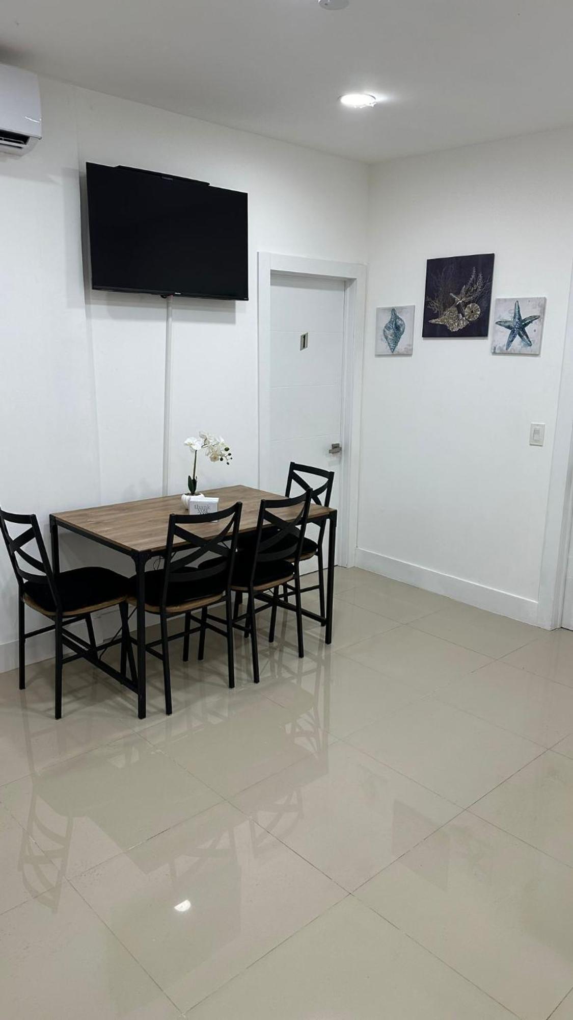 104 Mixed Shared Rooms Central, Friendly, Affordable Miami Zewnętrze zdjęcie